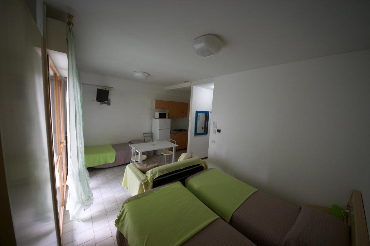 Residence Parmigianino ปาร์มา ภายนอก รูปภาพ