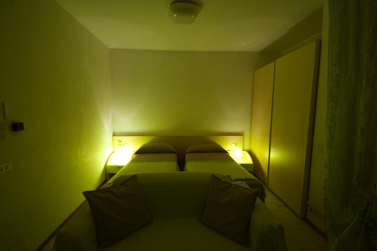 Residence Parmigianino ปาร์มา ภายนอก รูปภาพ